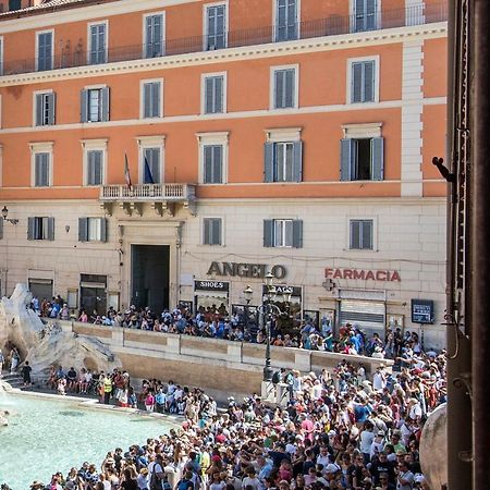 La Finestra Su Fontana Di Trevi - Charming View Apartman Róma Kültér fotó