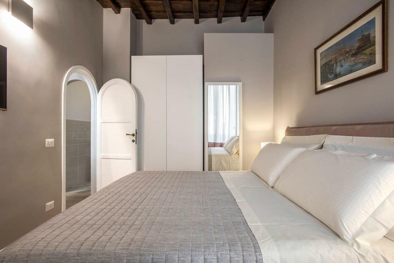 La Finestra Su Fontana Di Trevi - Charming View Apartman Róma Kültér fotó