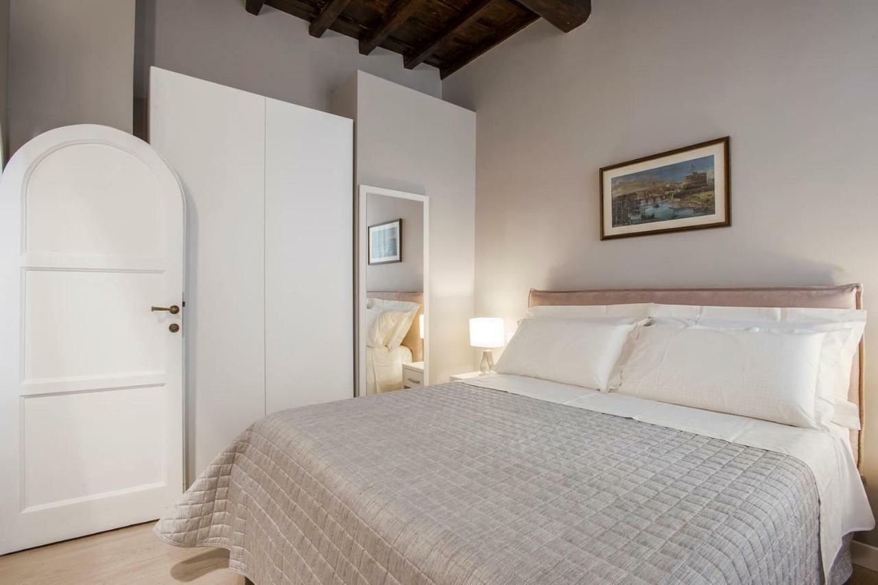 La Finestra Su Fontana Di Trevi - Charming View Apartman Róma Kültér fotó
